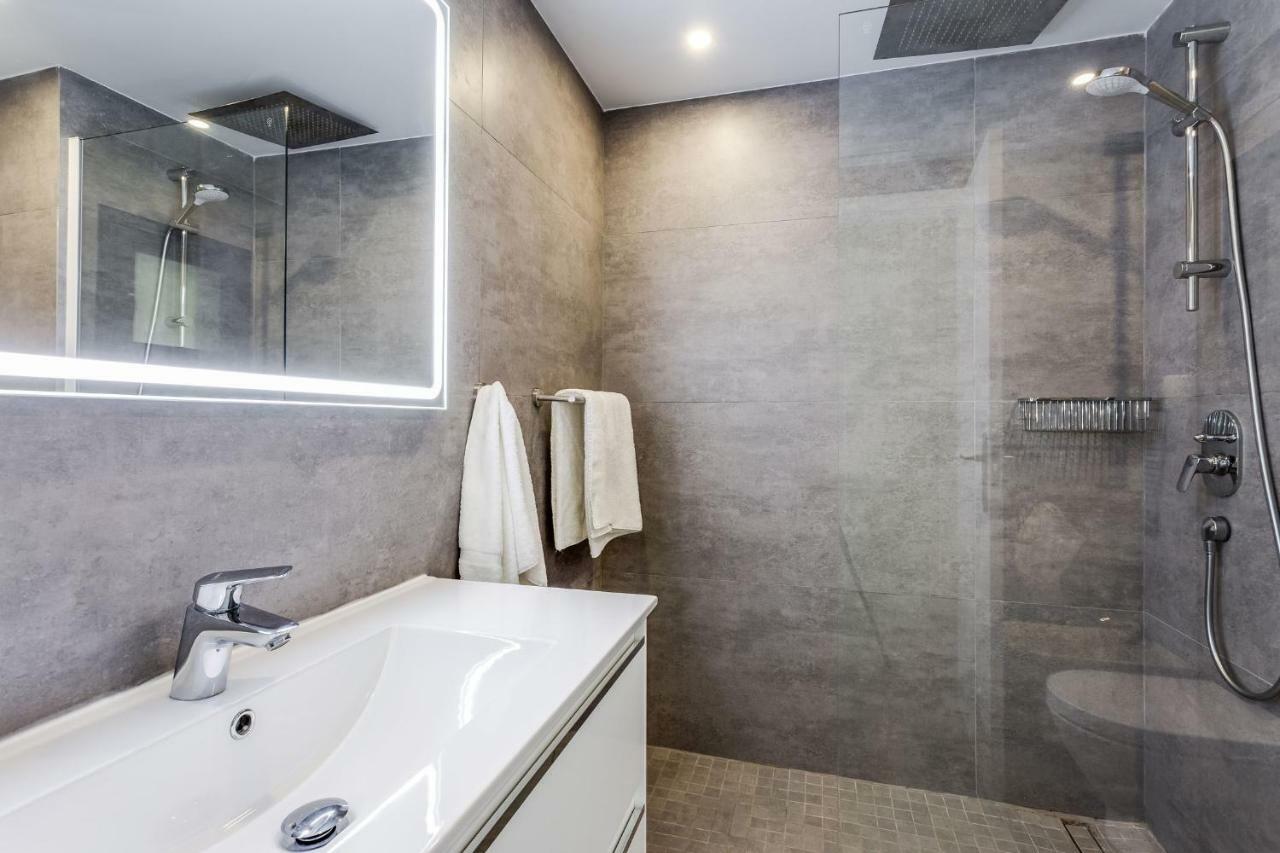 By Riva - Outstanding, Contemporary Studio In Puerto Banus Gardens Marbella Exteriör bild